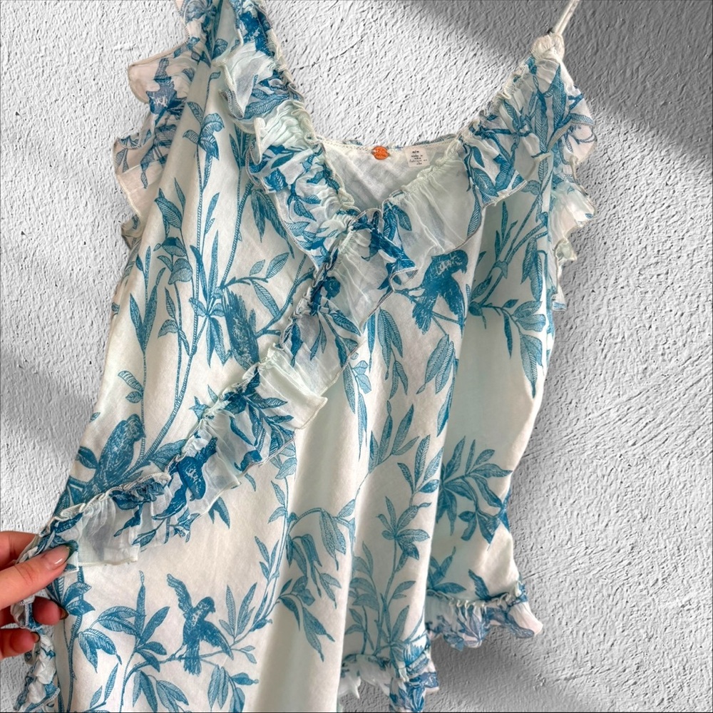 Free People X Intimately FP Vida Printed Asymmetric Hem Cotton Cami in Sky - Picture 4 of 8